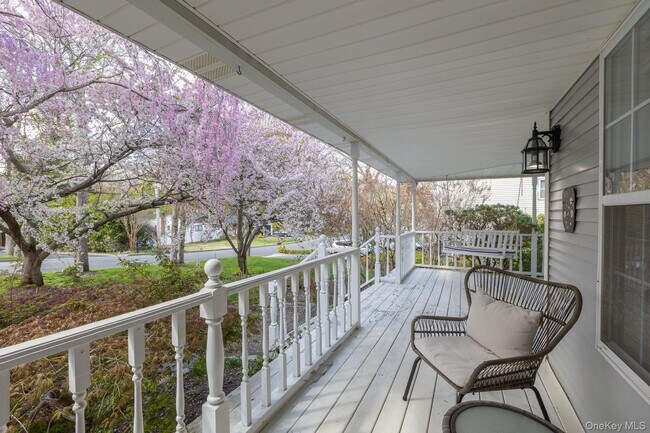 65 Mayfair Rd