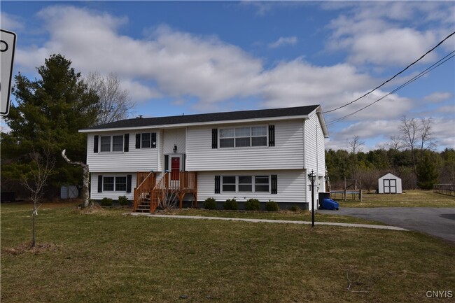 Building Photo - 102 Pine Dr Rental