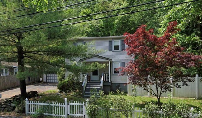 Building Photo - 406 Christian Herald Rd