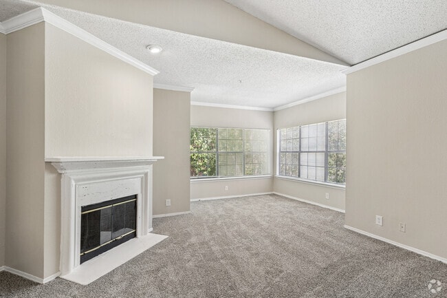 2BR, 2BA - 1,177SF - Living Room