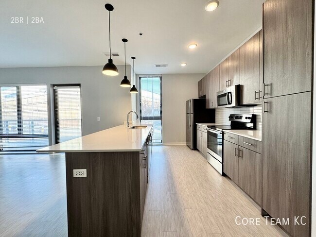 Photo - 227 E 27th St Unidad 203 - Rembrandt