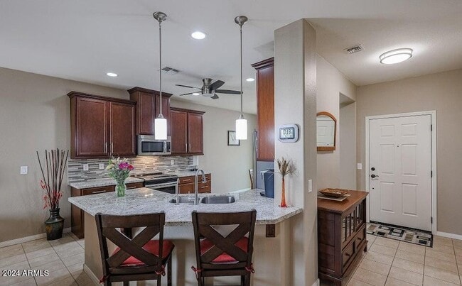 Photo - 17701 W Cedarwood Ln