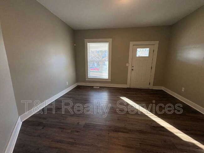 Photo - 635 Jefferson Ave