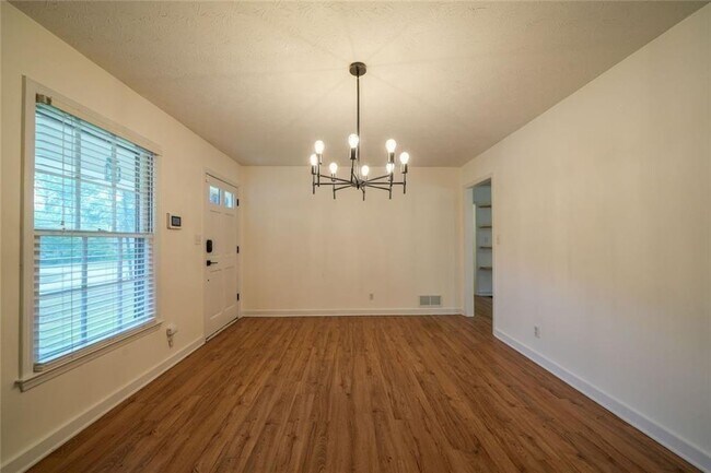 2168 Cannon Hill Rd SW