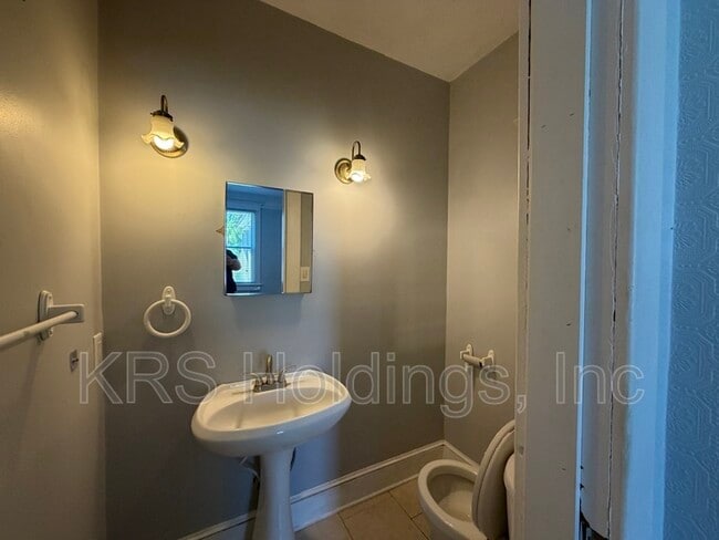 Photo - 1110 Park Ave