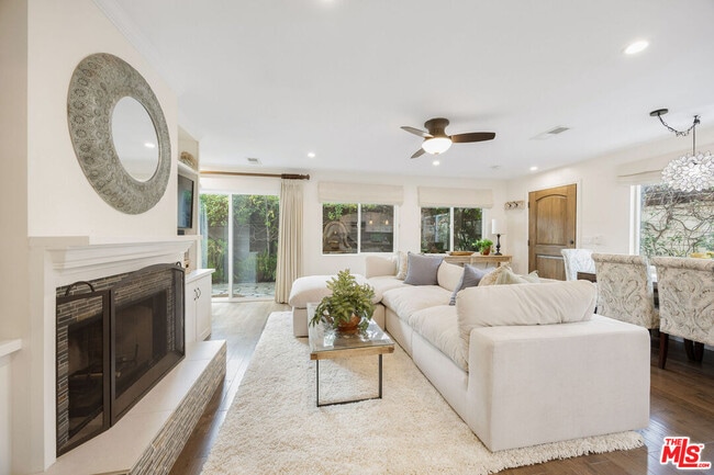 Photo - 1039 26th St