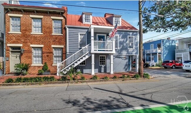 Building Photo - 38 Price St Rental