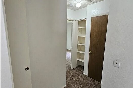 Photo - 835 W Main St