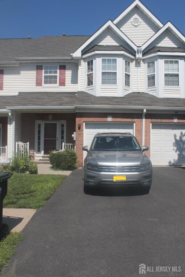 Photo - 105 Alder Ct Townhome