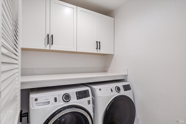 Photo - 219 Gambrel Cir