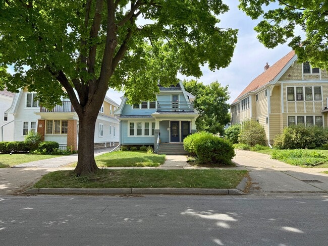 Building Photo - 2157 N 65th St Unit 2159
