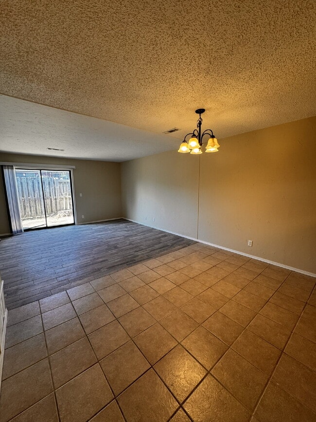 Photo - 1820 S 13th Pl