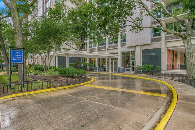 Photo - 1255 N Sandburg Terrace Unit 1210