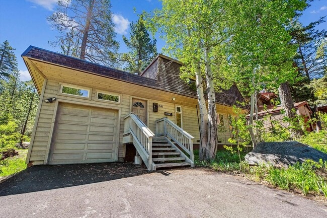 Photo - 1341 Mineral Springs Trail