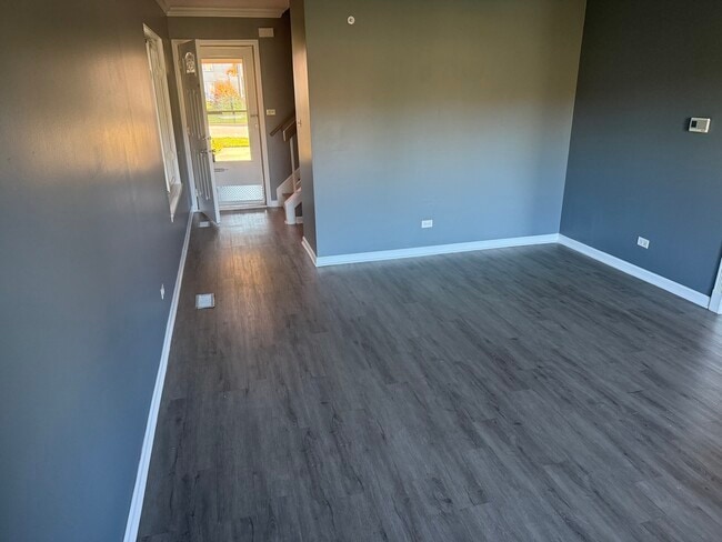 Photo - 1319 Kingsbury Dr