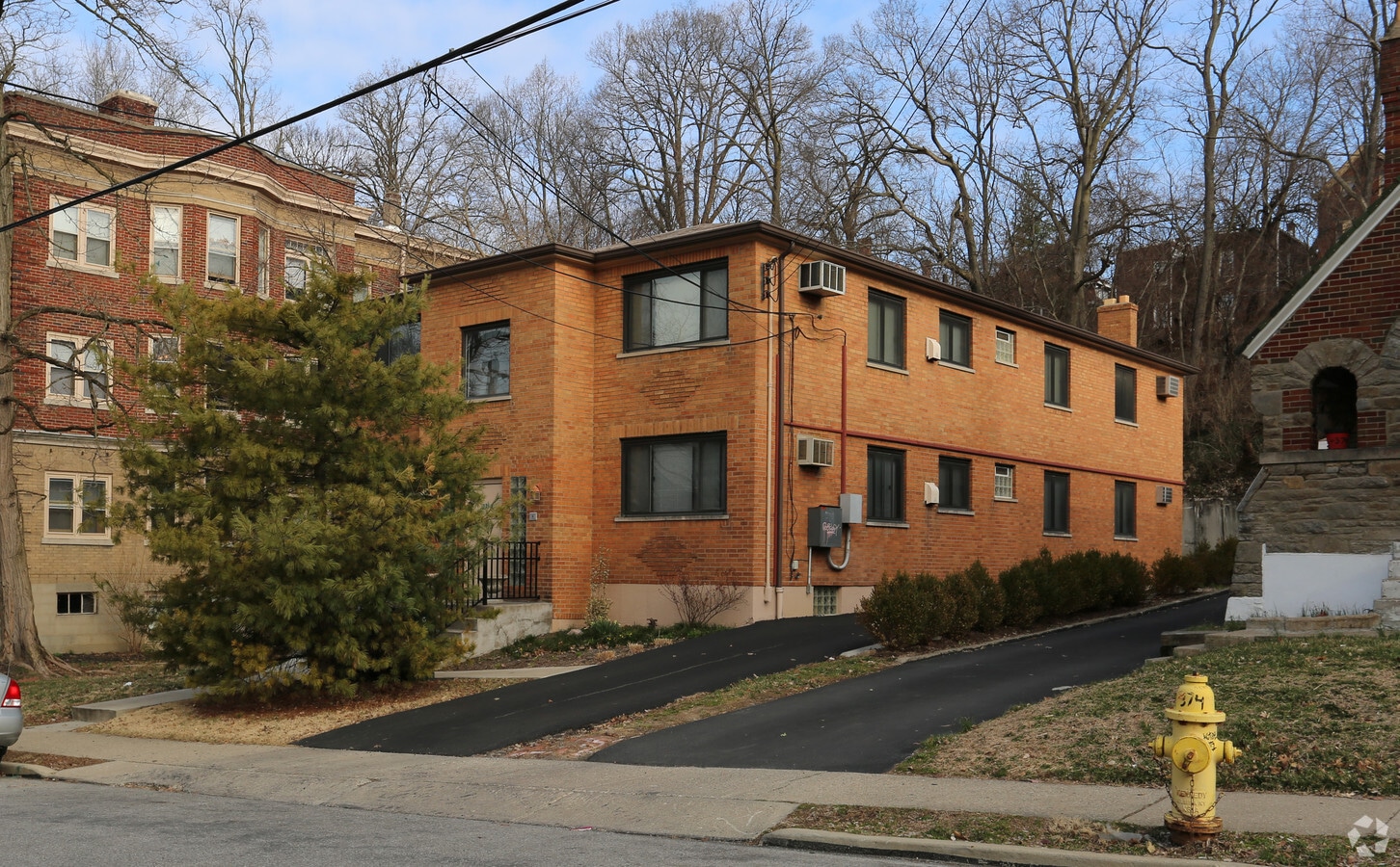 Photo - 376 Probasco St Apartments