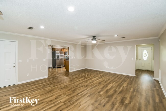 Photo - 3254 Remler Dr S