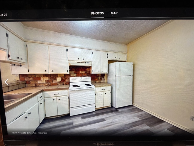 Photo - 116 E 37th St Unit #1