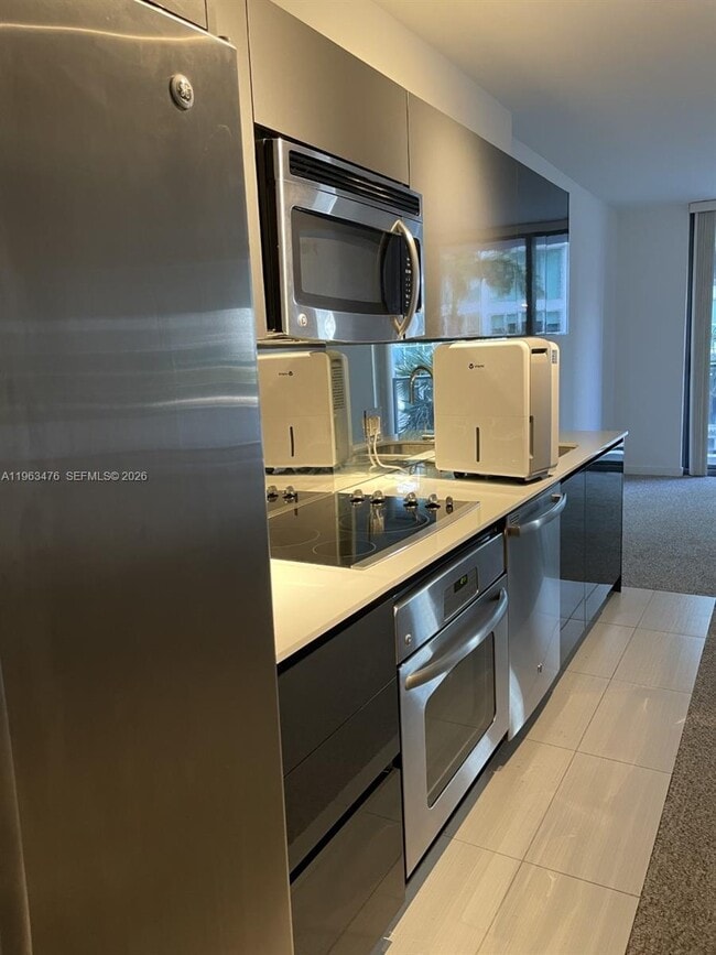 Photo - 31 SE 6th St Unit 404