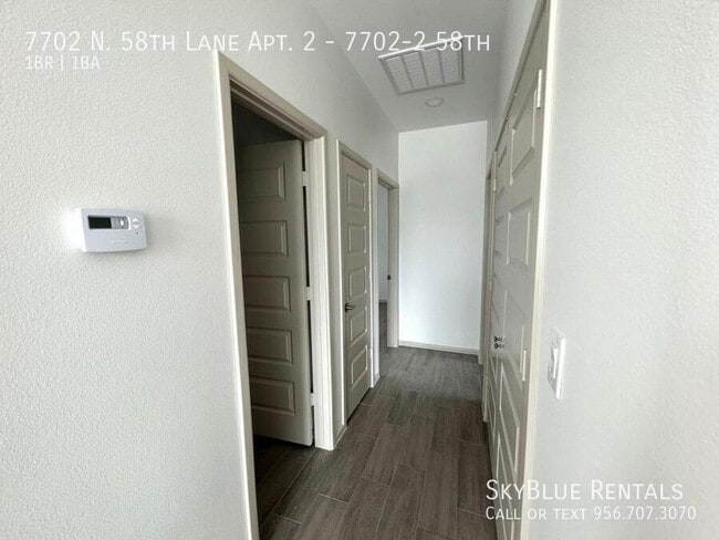 Photo - 7702 N 58th St Unidad 7702-2 58th