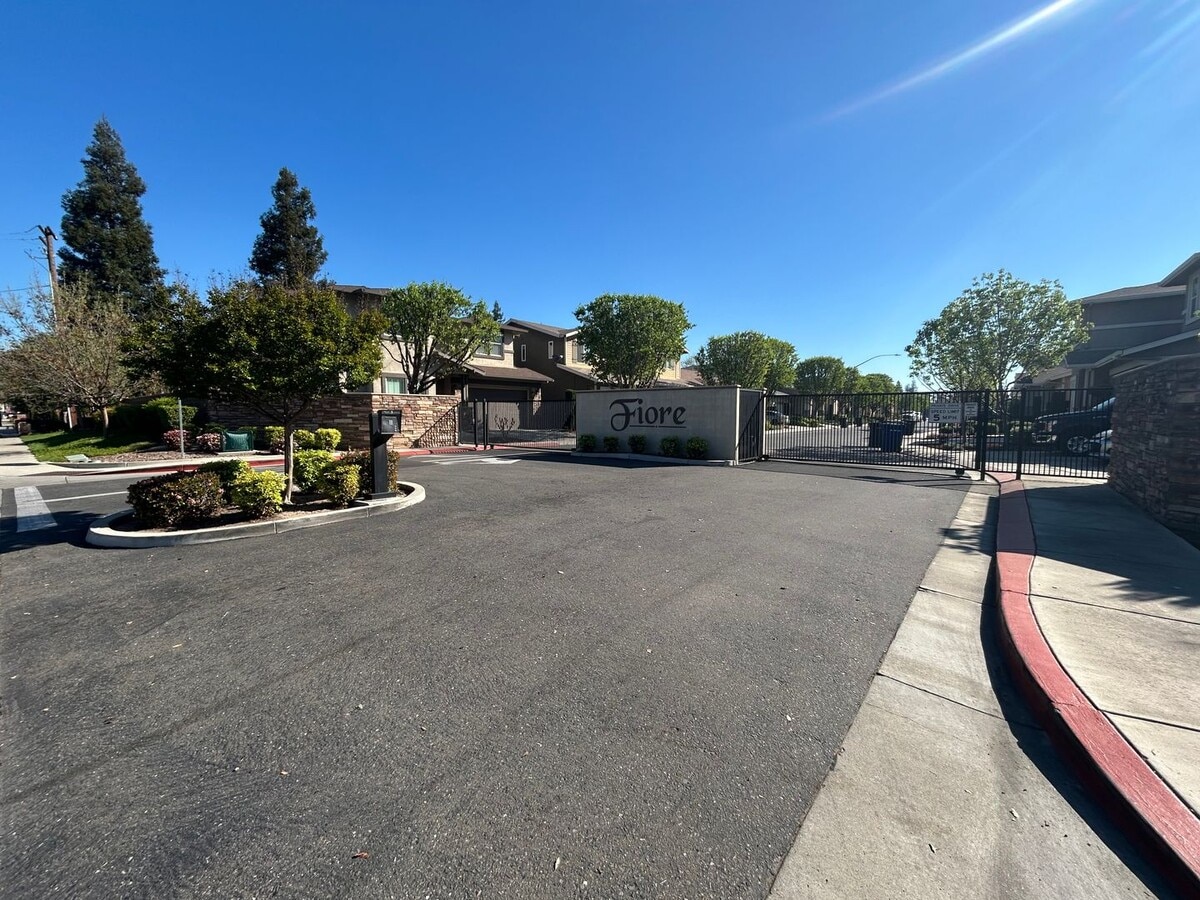 Photo - Welcome to Fiore Estates