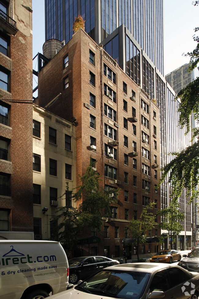 Photo - 155 E 49th St