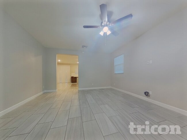 Photo - 17142 W Seldon Ln