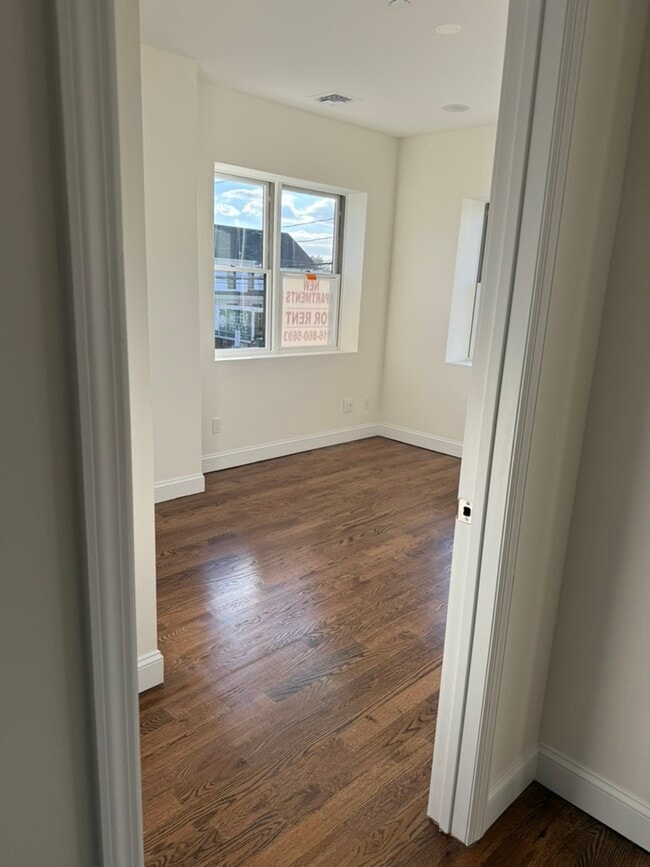 Photo - 272 Broadway Unit B