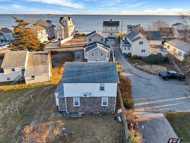 Photo - 176 Shore Rd