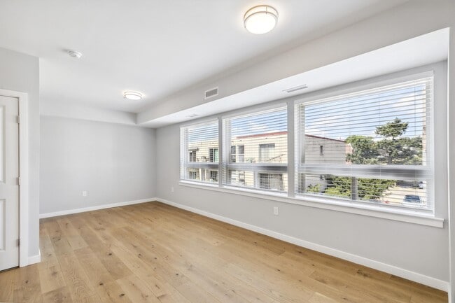 Photo - 3838 Pechin Street