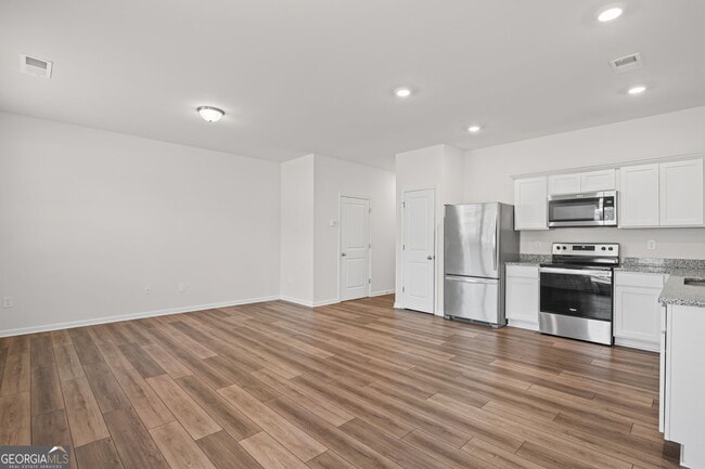 Photo - 437 Union Station St