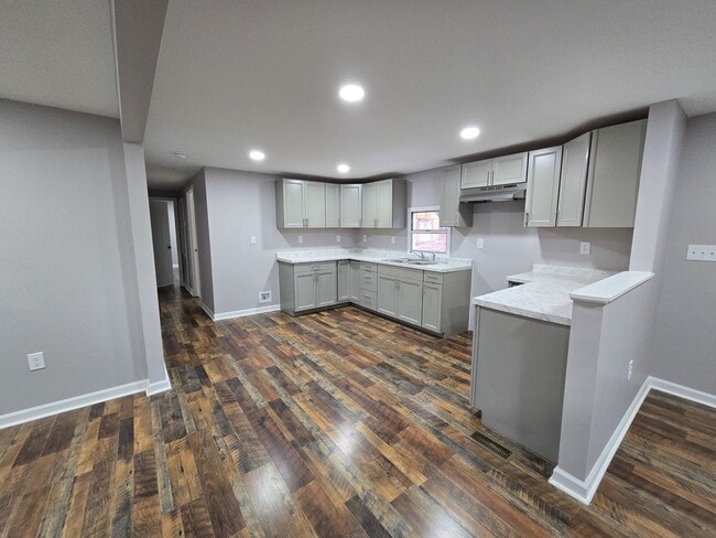 Photo - NEW LISTING!!!!!