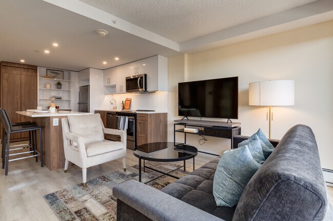 Photo - The International