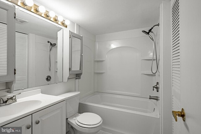 Photo - 6101 Hilltop Dr Unit 1