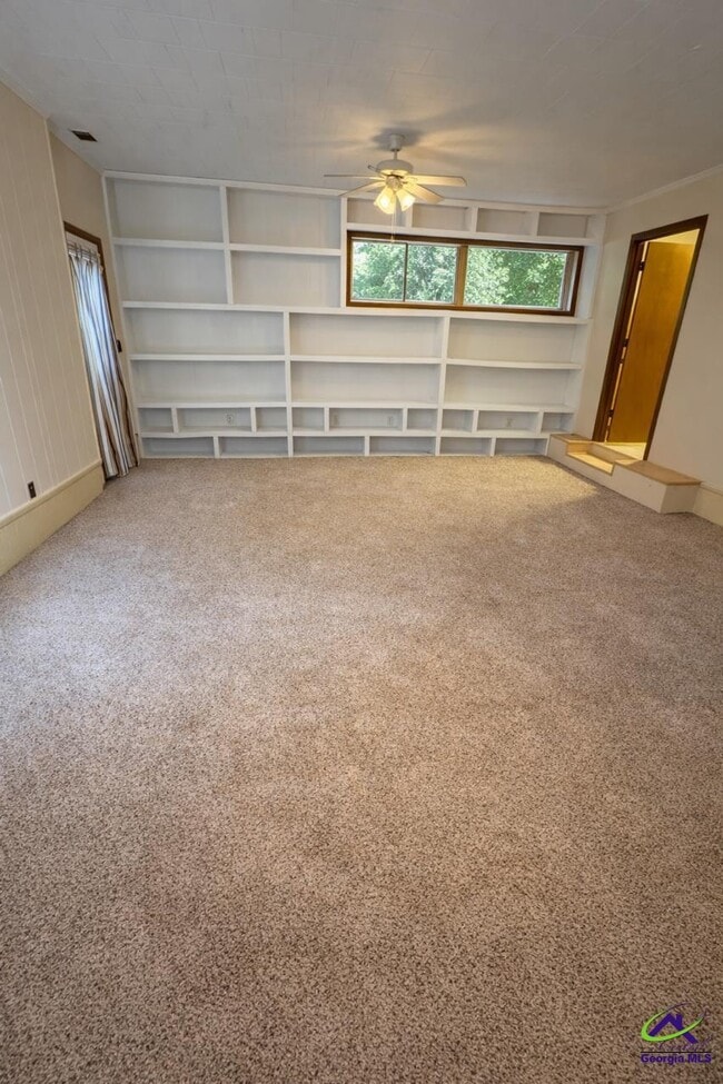 Photo - 316 Julianne St