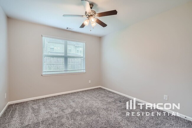 Photo - 7943 Nolan Trail