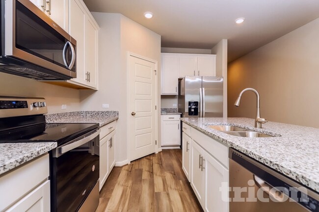 Photo - 13554 Paxton Blvd