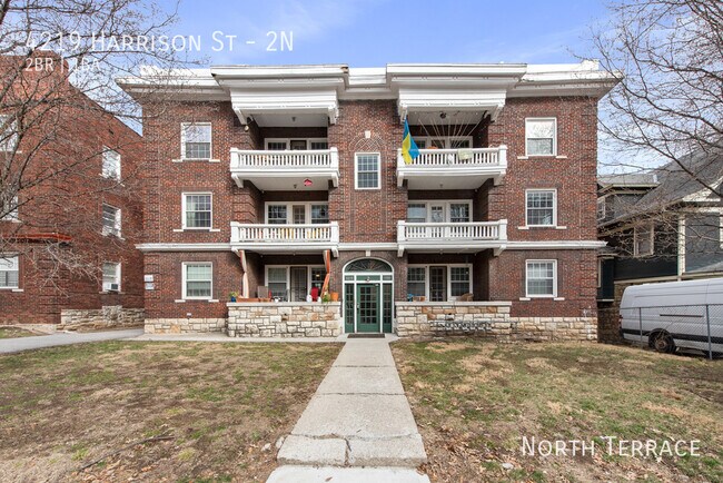 Photo - 4219 Harrison St Unit 2N
