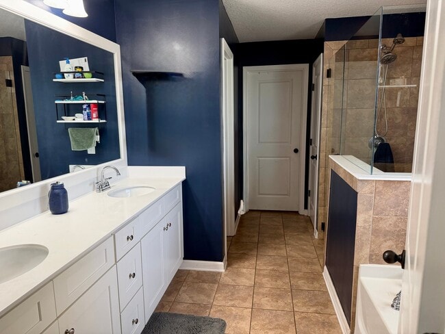 Photo - 366 Harley Dr