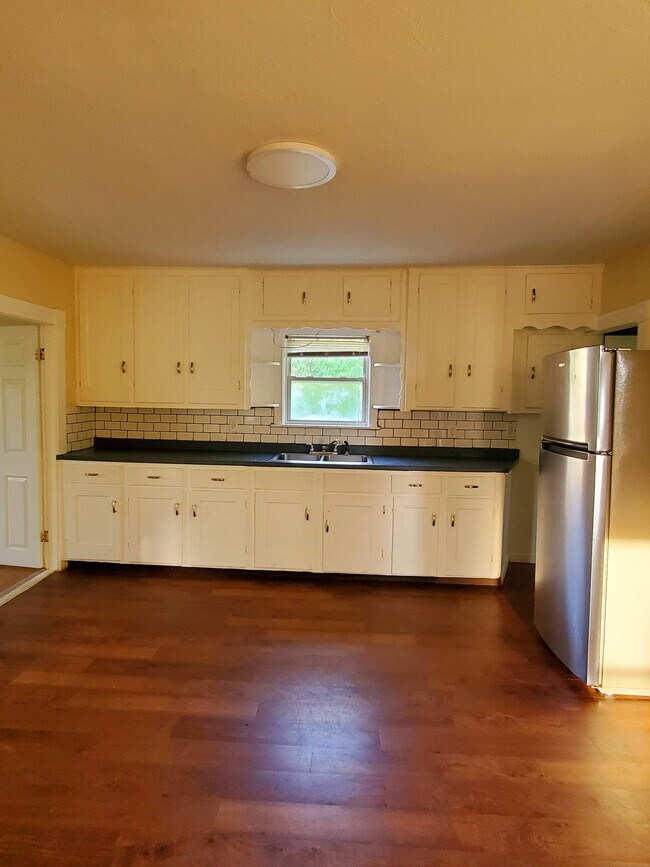 Photo - 45 Dumais St Unit 3