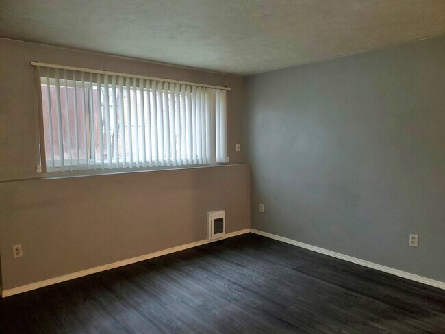 2927 E Olympic Ave Unit 1