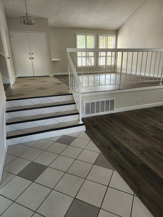 Photo - 25082 Owens Lake Cir