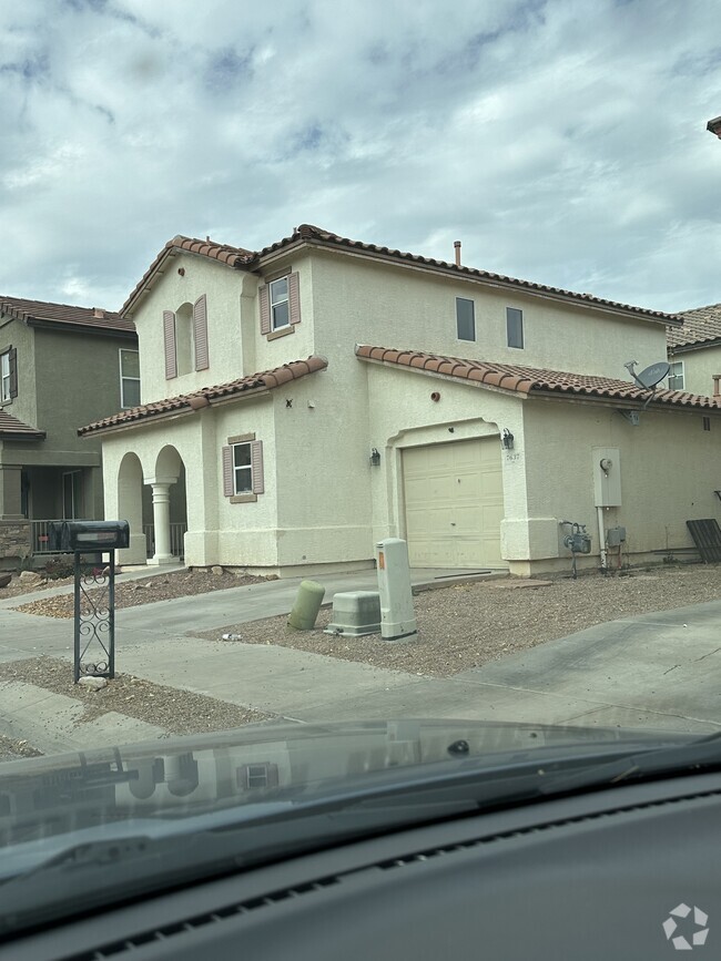 Building Photo - 7637 E Saguaro Overlook Dr Rental