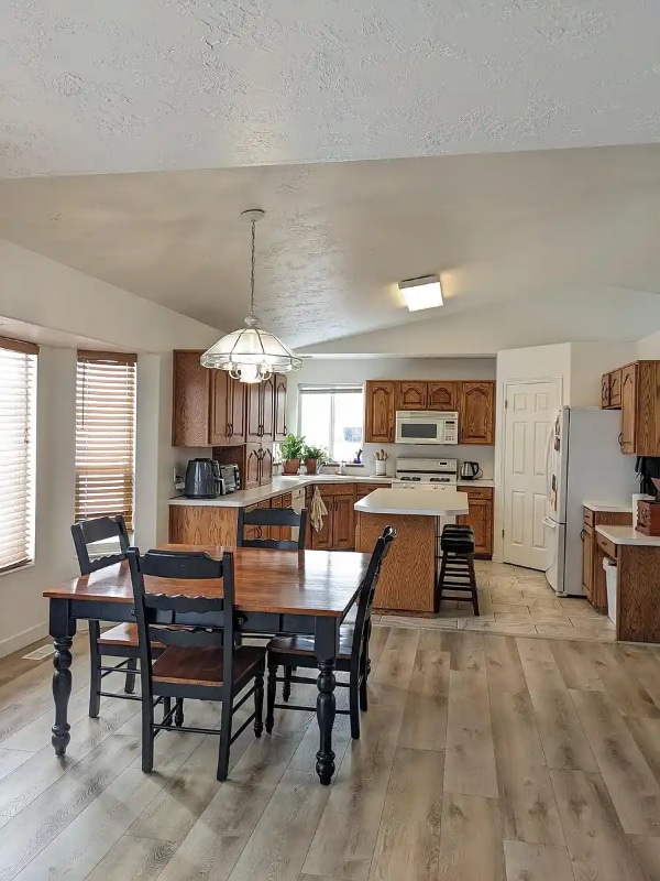 Photo - 2126 N 750 W