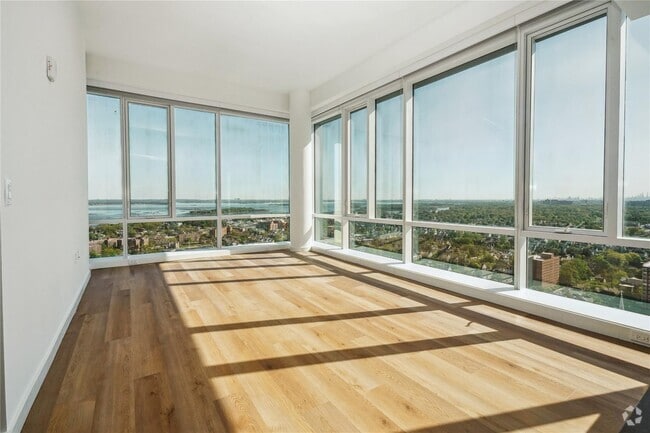 Building Photo - 50 Clinton Pl Unit PH13 Rental