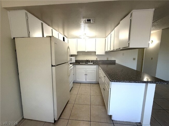 Photo - 3440 Civic Center Dr
