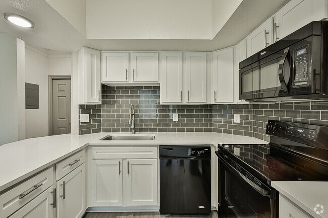 Building Photo - Get Up to 3 Weeks Free – Plus an Exclusive... Unit AA141 Rental
