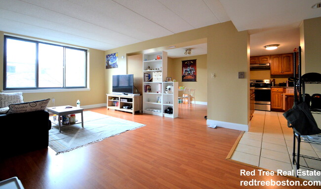 Photo - 85 Brainerd Rd Unidad 416 Rental