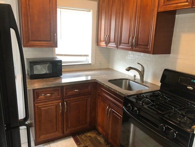 Photo - 222 N J St Unit #1