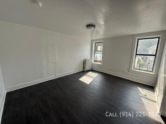 Photo - 160 Palisade Ave